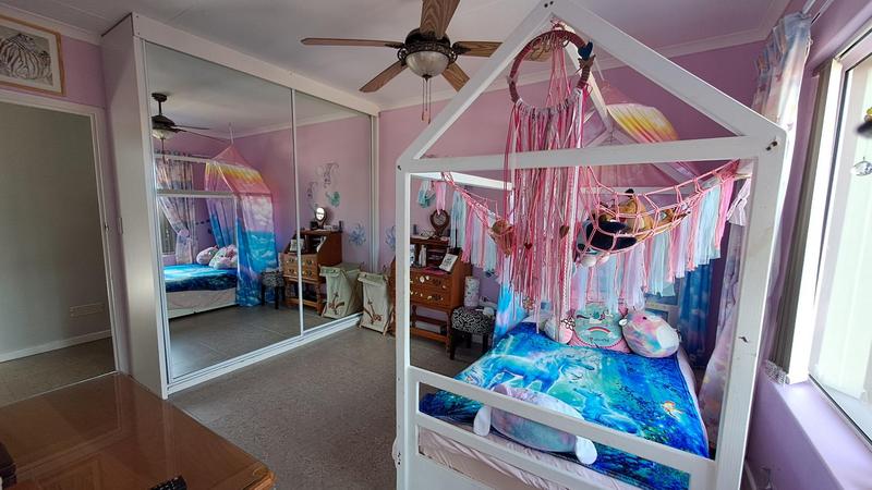 5 Bedroom Property for Sale in Stilbaai Wes Western Cape